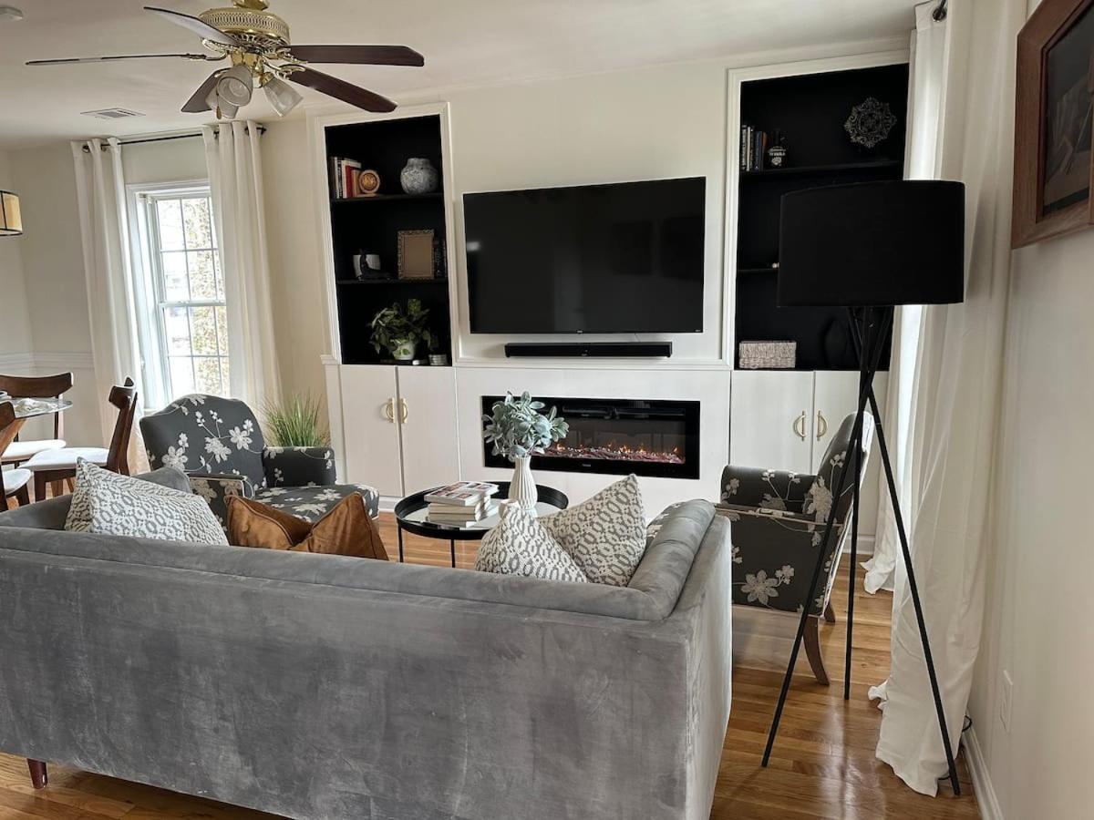 Vine City Home - Duplex - 3 Mins From Gwcc & Mercedes- Benz Stadium แอตแลนตา ห้อง รูปภาพ