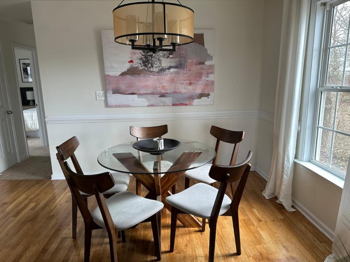Vine City Home - Duplex - 3 Mins From Gwcc & Mercedes- Benz Stadium แอตแลนตา ภายนอก รูปภาพ